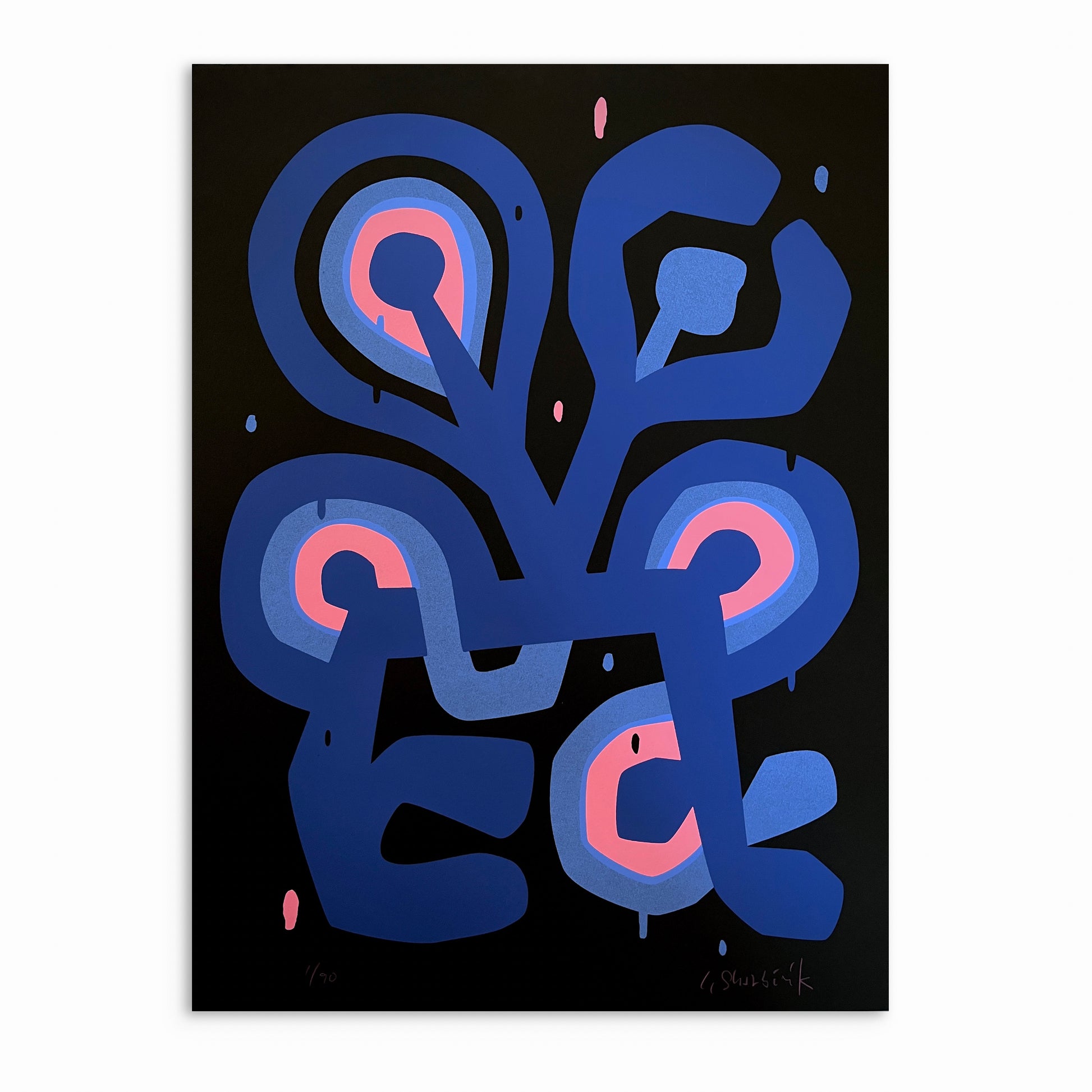 Bild på ett abstrakt och geometriskt mönster i kleinblått och rosa mot svart bakgrund