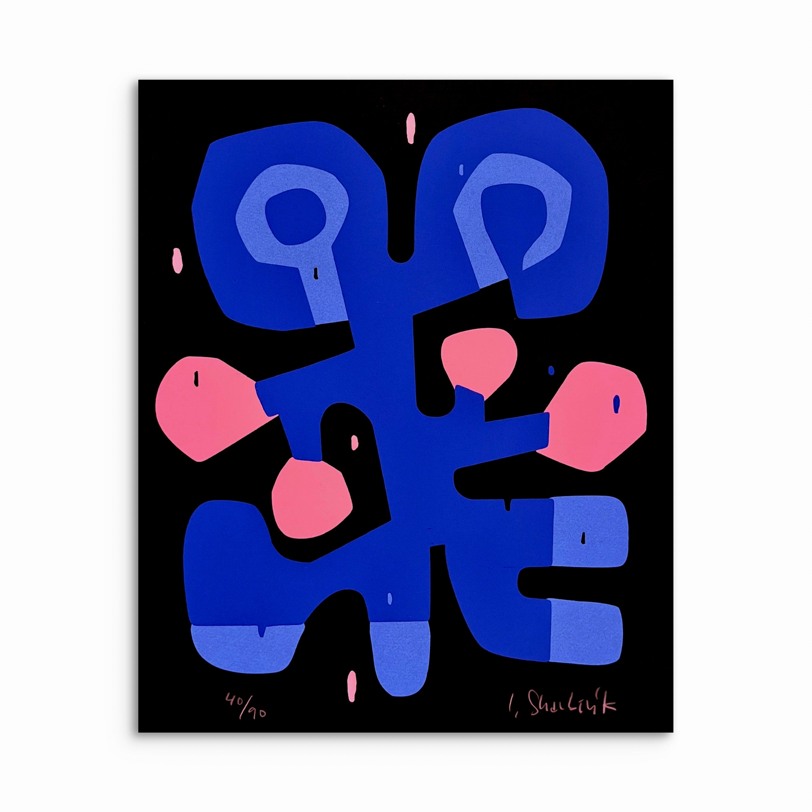 Bild på ett abstrakt och geometriskt mönster i kleinblått och rosa mot svart bakgrund